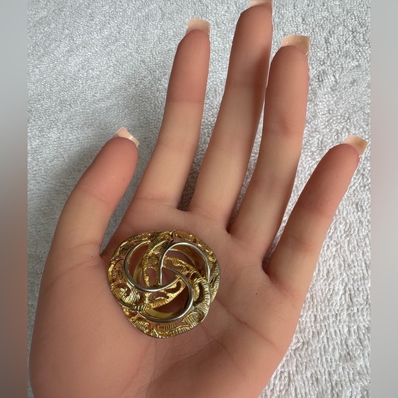 Vintage Gold Tone Ornate Scarf Ring / Slide Unisex - Picture 8 of 9